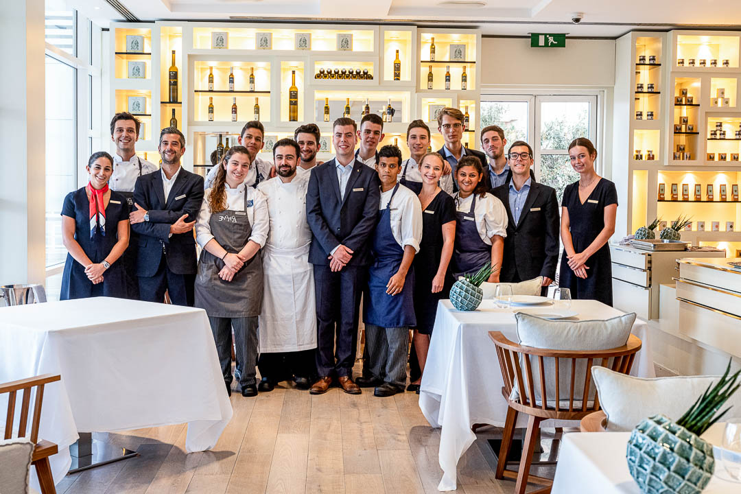 Enoteca Paco Pérez by Hungry for More. Picture of the whole team.
