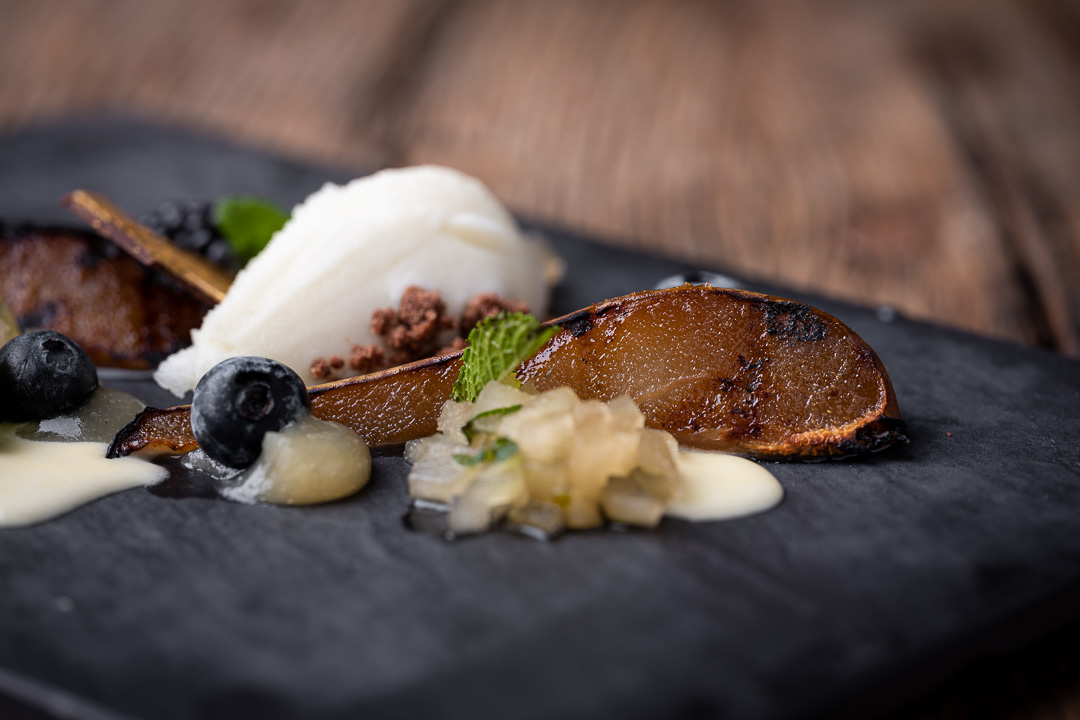 Elckerlijc by Hungry for More. Details of the grilled pear dessert by chef Peter de Clercq.