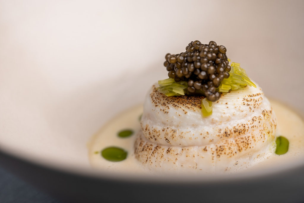 Plaice with leek, beurre blanc of champagne, vinaigrette of oyster plant and Royal Belgian caviar “Osietra”